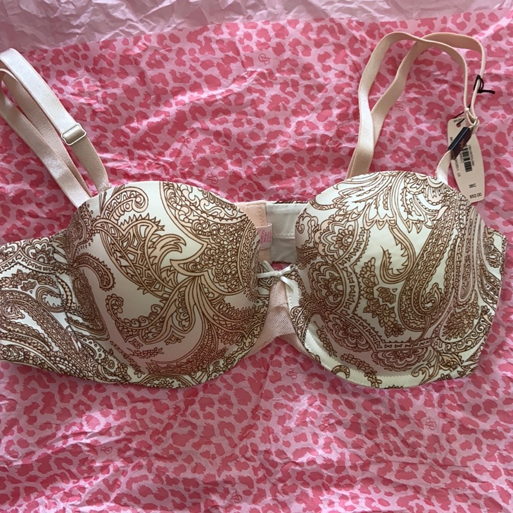 NWT 36C VS Lined Strapless Bra